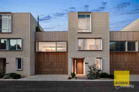 Property photo of 4 Pilot Place Rippleside VIC 3215