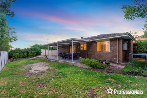 Property photo of 37 Morundah Place Kelmscott WA 6111