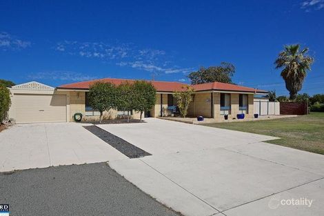 62 Harcourt Dr, Hillarys, WA 6025