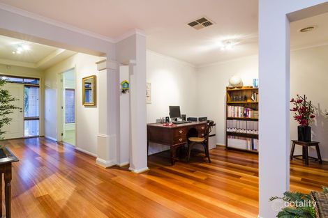 Property photo of 14 Elkhorn Way Point Cook VIC 3030