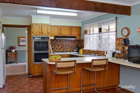 Property photo of 19 Omega Court Mitcham VIC 3132