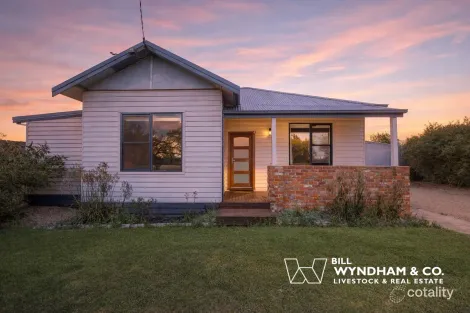 Property photo of 62 Great Alpine Road Lucknow VIC 3875