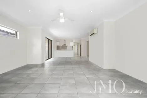 Property photo of 7 Terania Avenue Ormeau Hills QLD 4208