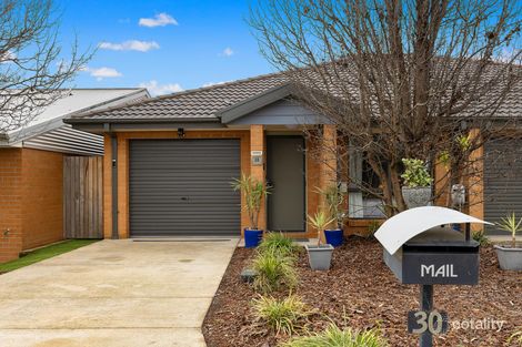 30 Audrey Cahn St, Macgregor, ACT 2615