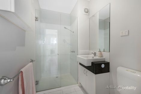 Property photo of 4/30 Diamond Boulevard Greensborough VIC 3088