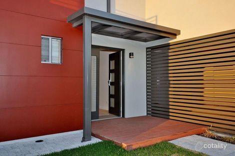 Property photo of 26 Kembla Circle Madeley WA 6065