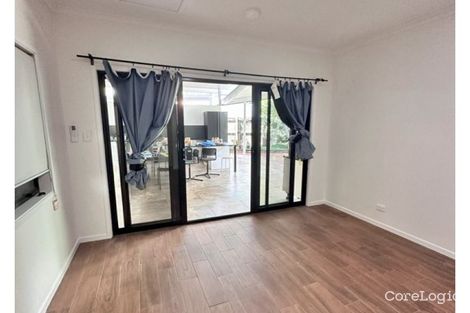 Property photo of 4 Raffin Crescent Calamvale QLD 4116