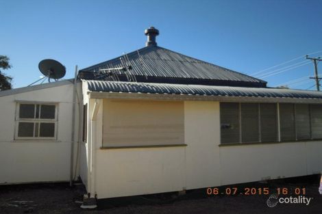 8 Swanson St, Hughenden, QLD 4821