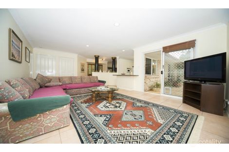 Property photo of 4 Creekwood Place Helensvale QLD 4212