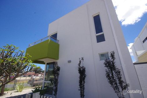 Property photo of 15 Relay Lane Floreat WA 6014