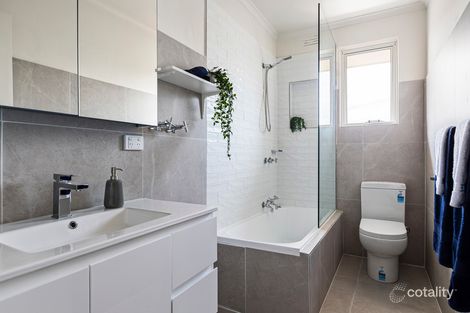 Property photo of 19/46-48 Elphin Grove Hawthorn VIC 3122