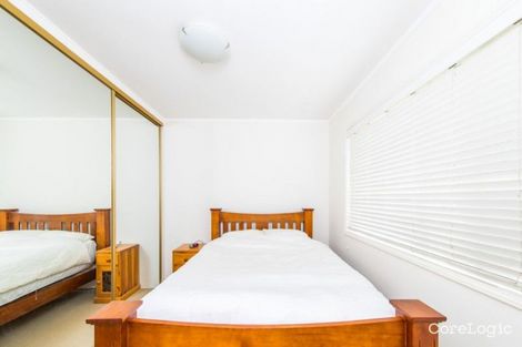 Property photo of 4/30 The Crescent Dee Why NSW 2099