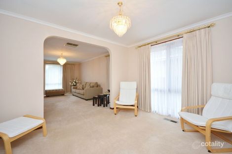 Property photo of 7 Hillcrest Drive Westmeadows VIC 3049