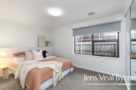 Property photo of 13 Cedar Avenue Alfredton VIC 3350