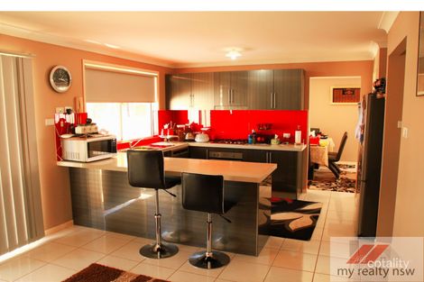 Property photo of 22 Lamington Place Bow Bowing NSW 2566