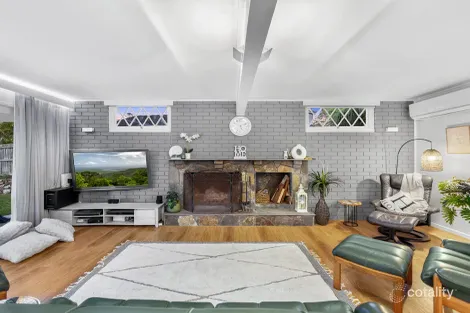 Property photo of 4 Crestview Street Kenmore QLD 4069