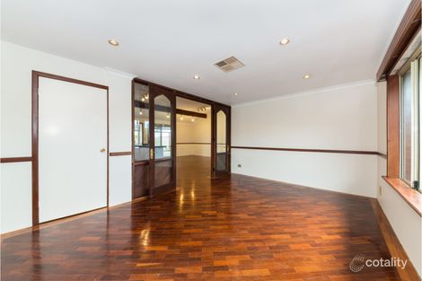 Property photo of 9 Holcombe Road Warnbro WA 6169