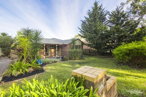 72 Farnham Rd, Healesville, VIC 3777