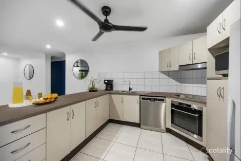 Property photo of 12 Dungurra Place Bushland Beach QLD 4818