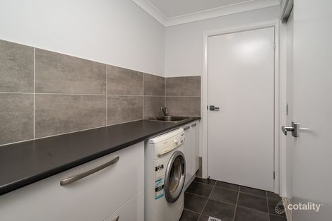 Property photo of 2 Nagle Drive Dubbo NSW 2830