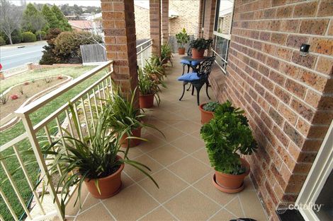 Property photo of 14 Barracks Flat Drive Karabar NSW 2620