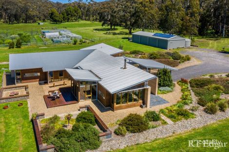 35 Slatey Creek Rd, Woodend, VIC 3442