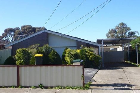 Property photo of 18 Camelot Drive Albanvale VIC 3021