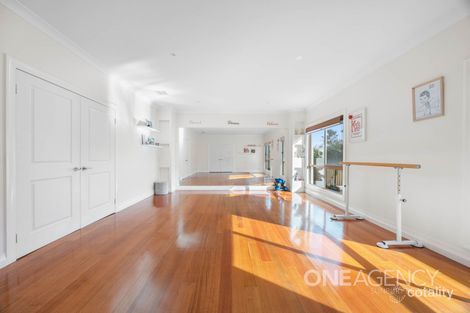 Property photo of 56 Westminster Grove Sunbury VIC 3429
