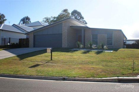 14 Rocklea Dr, Southside, QLD 4570