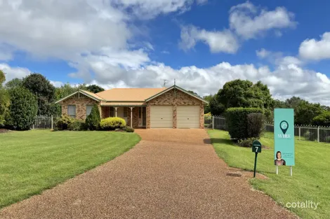 Property photo of 7 Fairview Crescent Highfields QLD 4352