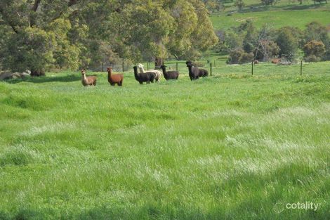 196 Clarkson Rd, Bullsbrook, WA 6084