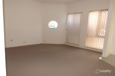 Property photo of 1/9-11 Moody Glen Palmyra WA 6157