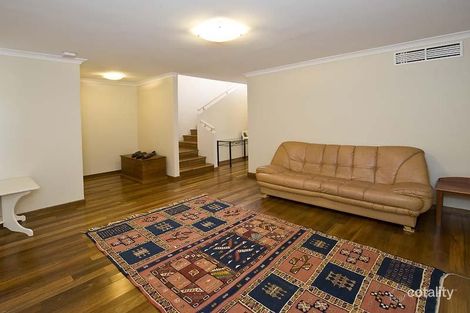 Property photo of 25 Lakefront Circle The Vines WA 6069