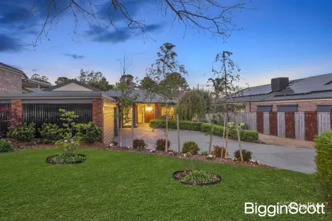 17 Manor Dr, Frankston South, VIC 3199