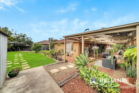 Property photo of 22 Flinders Crescent Wyndham Vale VIC 3024