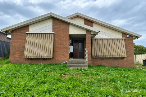 16 Foulds Ct, Berwick, VIC 3806