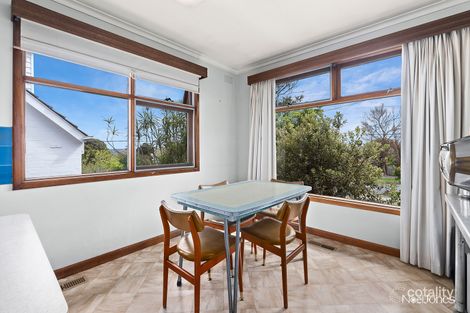 Property photo of 28 Feathertop Avenue Templestowe Lower VIC 3107
