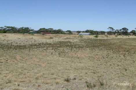 14 Main St, Owen, SA 5460