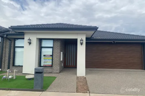 71 Jarrahwood Cct, Clyde, VIC 3978