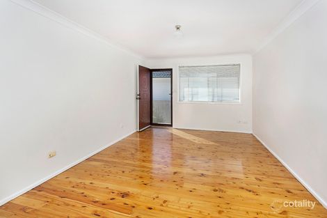 Property photo of 1/132 Central Avenue Oak Flats NSW 2529