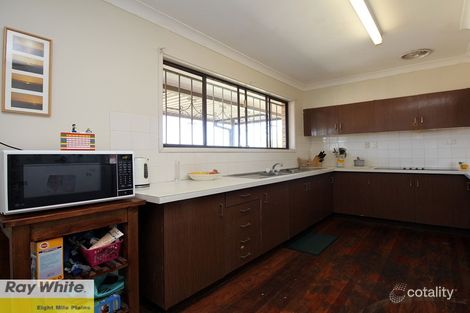 Property photo of 41 Swanfield Street Macgregor QLD 4109