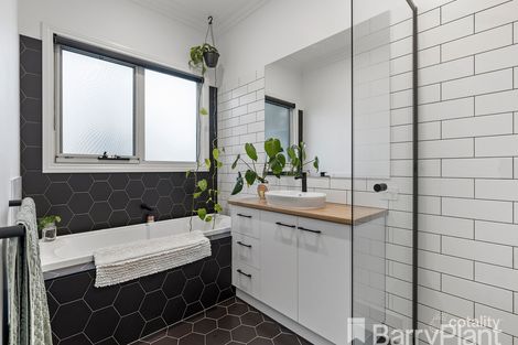 Property photo of 9 Treetop Drive Cardigan VIC 3352