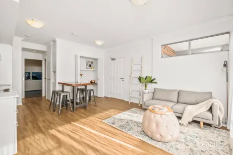 1/141 Railway Pde, Mount Lawley, WA 6050