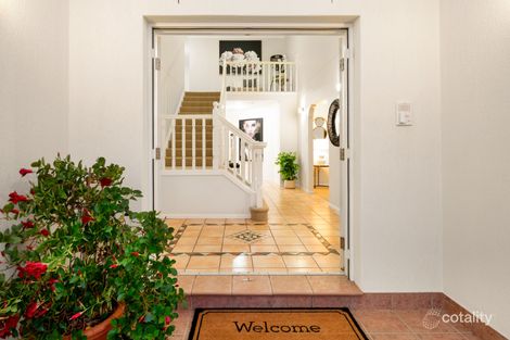 Property photo of 9 Homewood Place Carindale QLD 4152