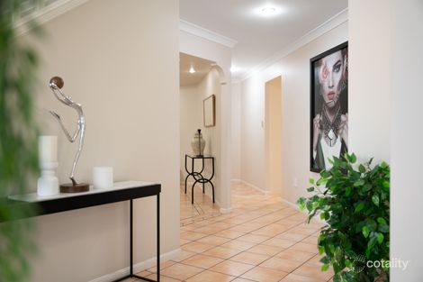 Property photo of 9 Homewood Place Carindale QLD 4152