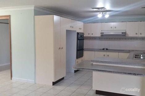 Property photo of 31 Austen Close Wetherill Park NSW 2164