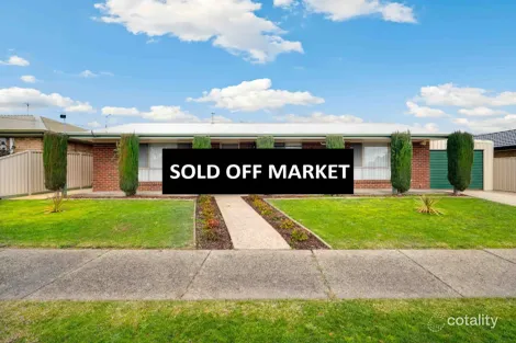 16 Lawrence St, Sebastopol, VIC 3356