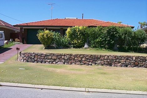 15 Gamble Way, Karrinyup, WA 6018