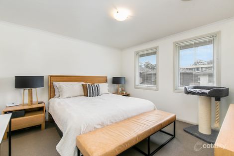 Property photo of 25 Putters Lane Norwest NSW 2153