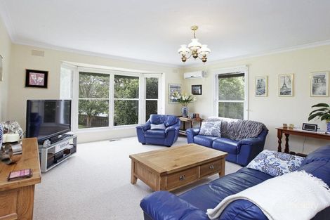 Property photo of 11 Cedmar Avenue Highton VIC 3216